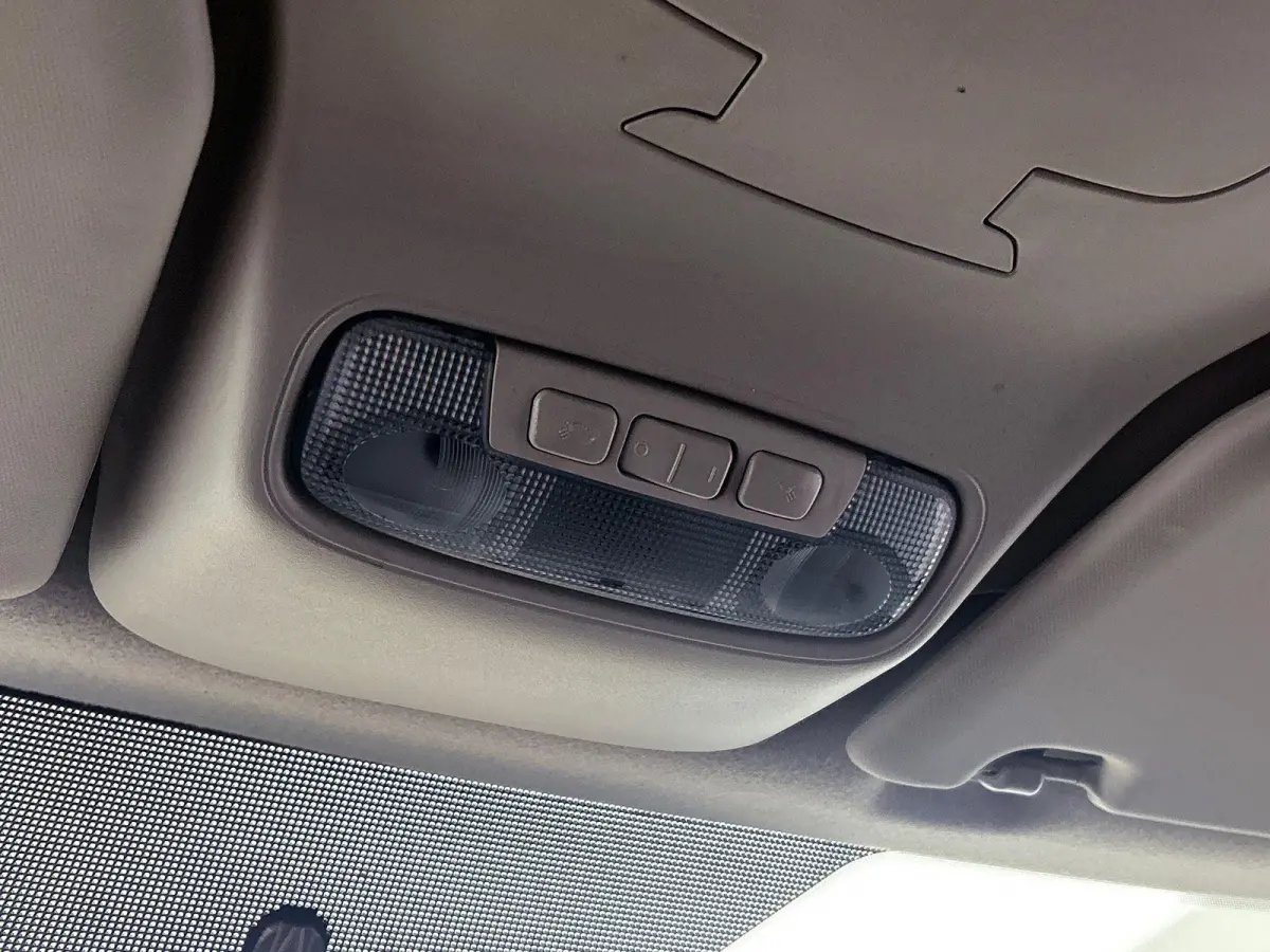 100pk L2 Trend Automaat Trekhaak Airco Navi Cruise