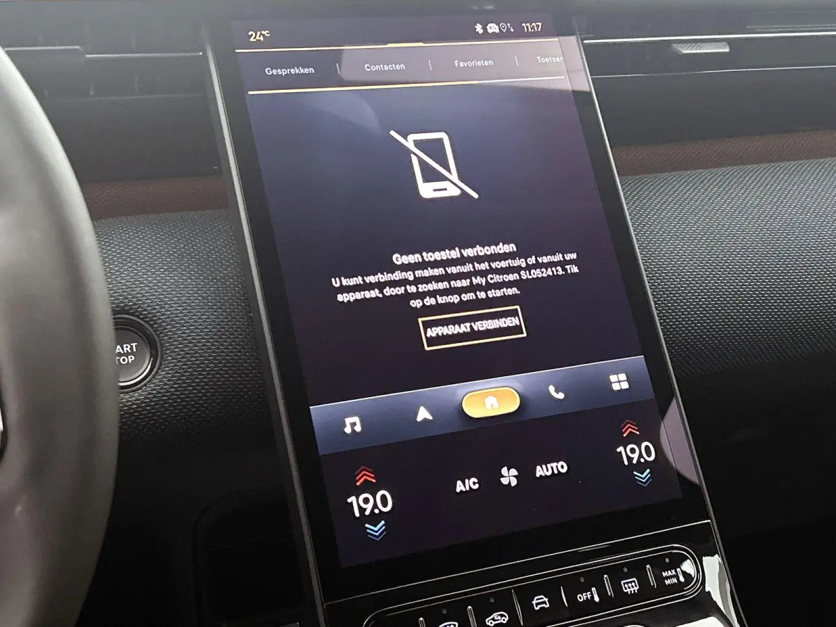SUV Business Hybrid 145pk Automaat | DEMO | Navigatie | 360 graden camera | Head-up display | Elektrische achterklep | 19" lichtmetalen velgen | Adaptive cruise control | Draadloze telefoonl