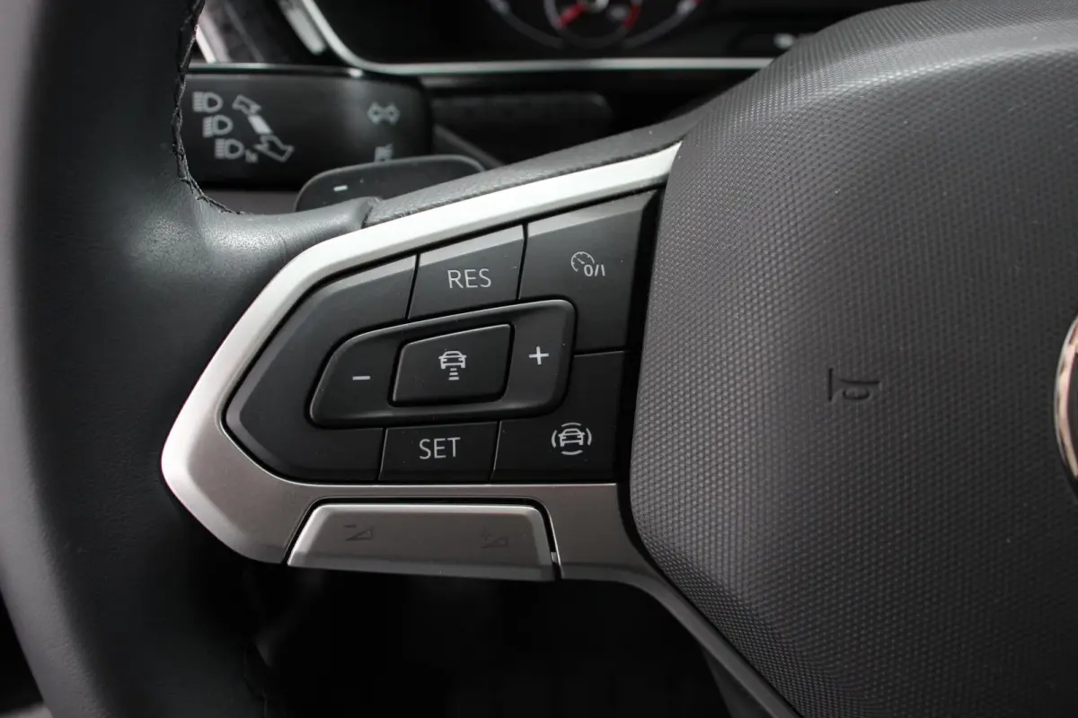 1.0 TSI Style DSG Navigatie Apple Carplay/Android Auto Climate Control Camera Stoelverwarming Adaptive Cruise Control