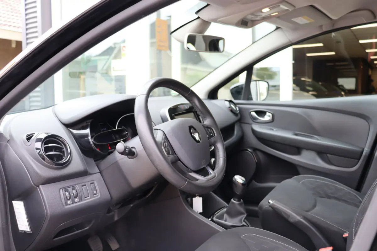 0.9 TCe Limited, Apple Carplay, Airco, Cruise, PDC A, Navi, Prijs is Rijklaar Inclusief 6 Maanden Garantie