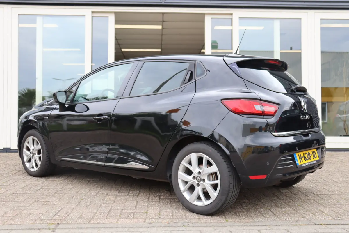 0.9 TCe Limited, Apple Carplay, Airco, Cruise, PDC A, Navi, Prijs is Rijklaar Inclusief 6 Maanden Garantie