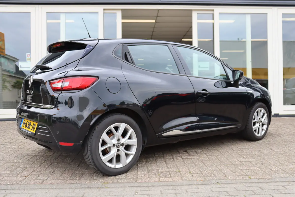0.9 TCe Limited, Apple Carplay, Airco, Cruise, PDC A, Navi, Prijs is Rijklaar Inclusief 6 Maanden Garantie