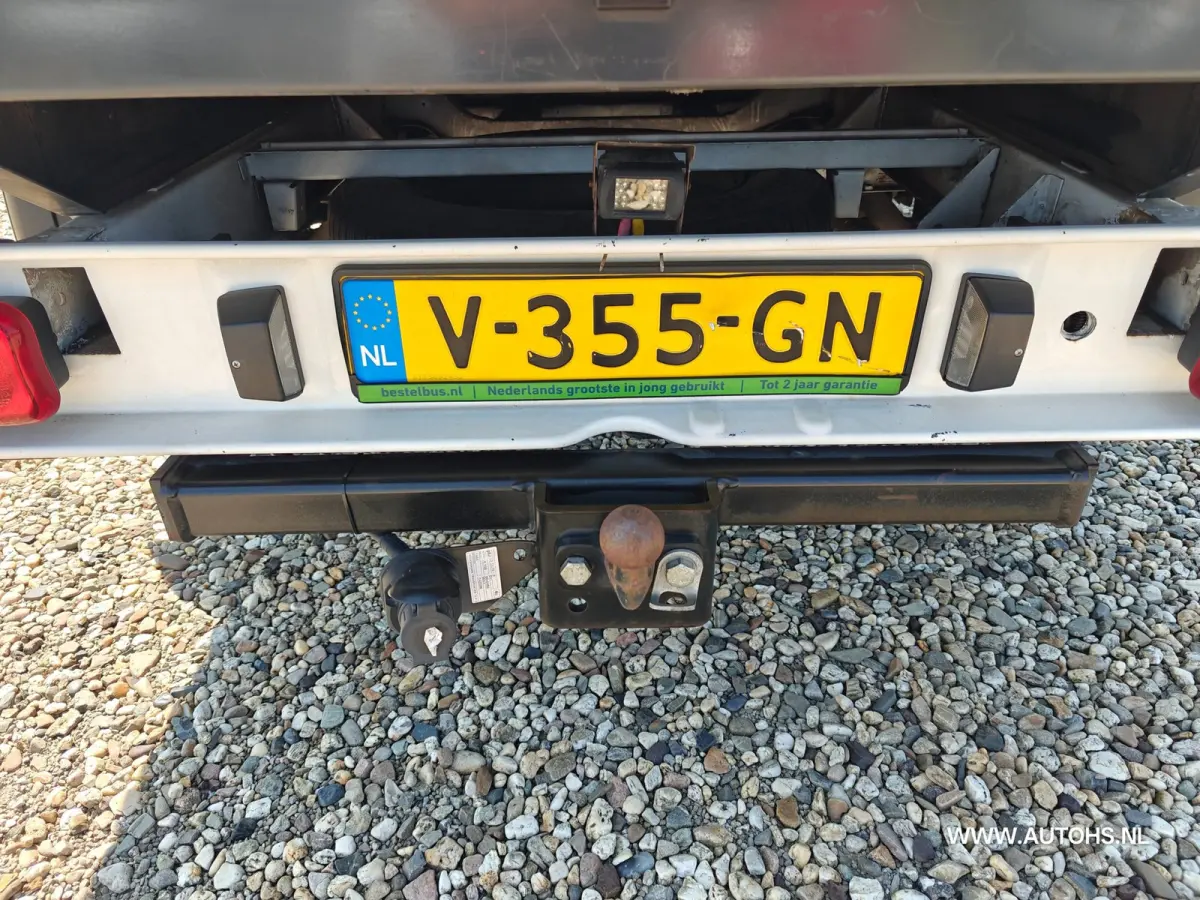 2.0 TDI Pick up , EURO 6 , 150 PK , Airco , trekhaak, lengte bak 2.93 m.