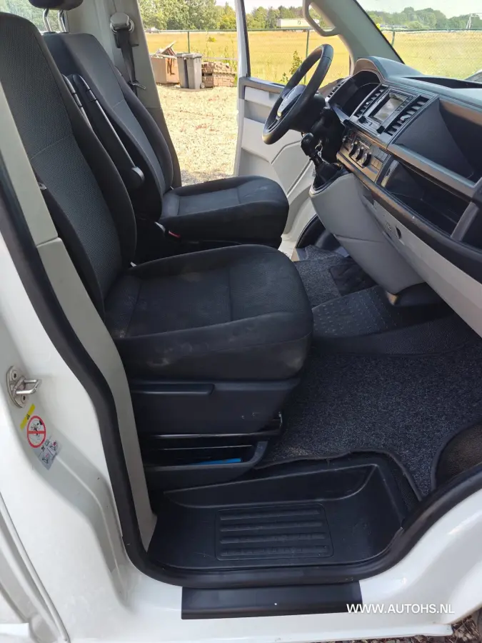 2.0 TDI Pick up , EURO 6 , 150 PK , Airco , trekhaak, lengte bak 2.93 m.