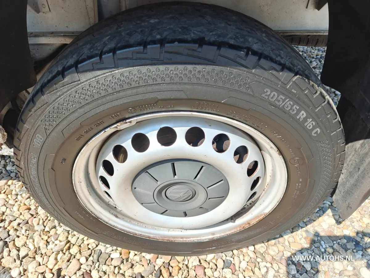 2.0 TDI Pick up , EURO 6 , 150 PK , Airco , trekhaak, lengte bak 2.93 m.