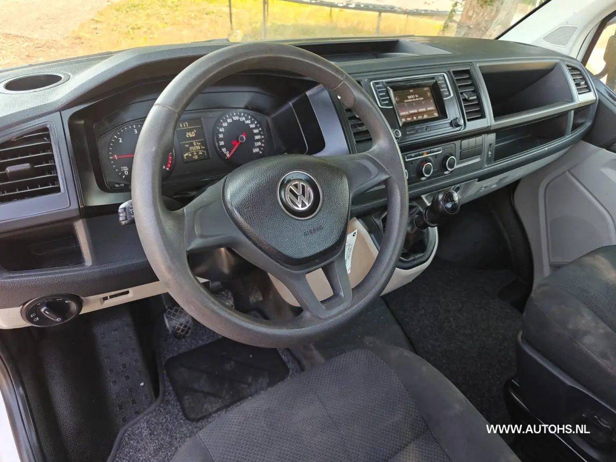 2.0 TDI Pick up , EURO 6 , 150 PK , Airco , trekhaak, lengte bak 2.93 m.