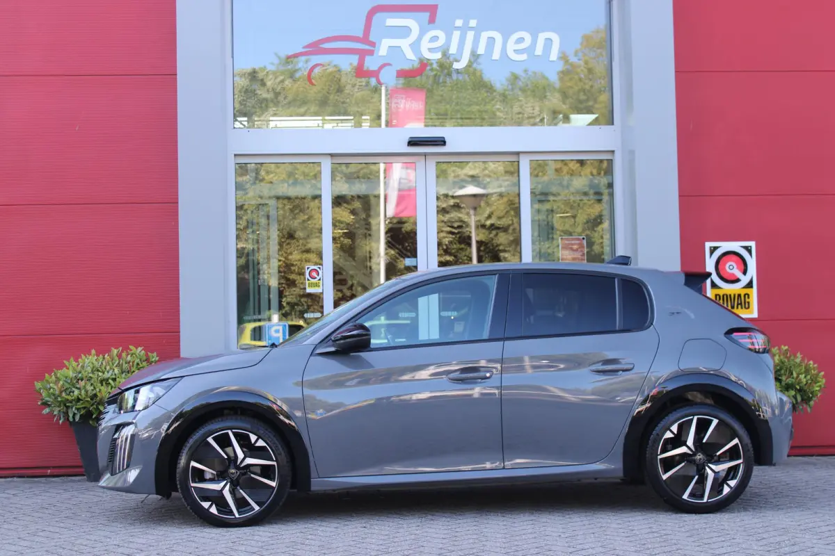 1.2 Hybrid 145PK AUTOMAAT GT PACK | ELEKTRISCH BEDIENBARE BESTUURDERSSTOEL MET MASSAGE FUNCTIE | ALCANTARA BEKLEDING | STOEL VERWARMING | CRUISE CONTROL | DAB+ RADIO | APPLE CARPLAY/ANDROID 