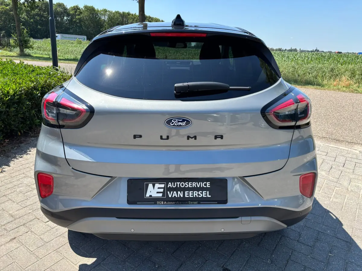 1.0 EcoBoost Titanium CAMERA / ACC / PDC / NAVI / WINTERPACK / WARNINGSYSTEM / LED / DODEHOEKSENSOREN / TWO-TONE