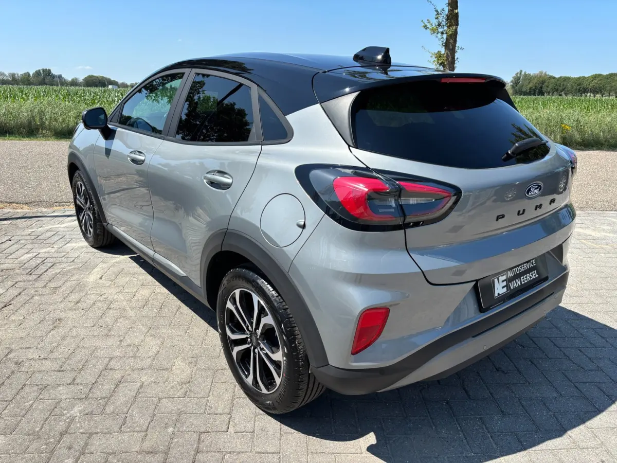 1.0 EcoBoost Titanium CAMERA / ACC / PDC / NAVI / WINTERPACK / WARNINGSYSTEM / LED / DODEHOEKSENSOREN / TWO-TONE