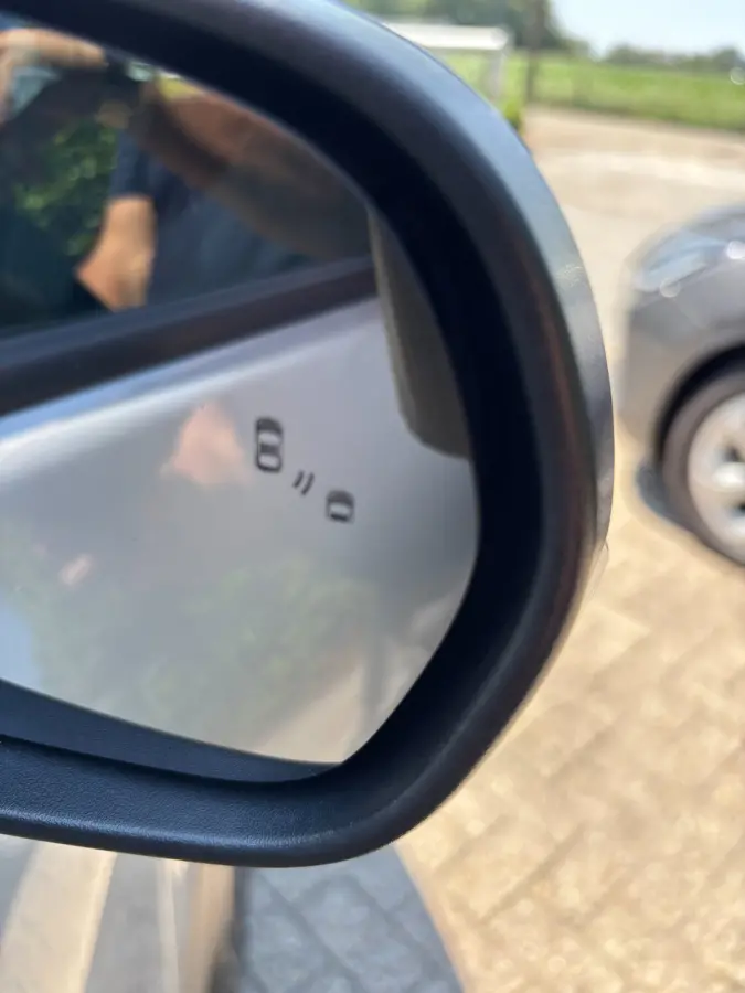 1.0 EcoBoost Titanium CAMERA / ACC / PDC / NAVI / WINTERPACK / WARNINGSYSTEM / LED / DODEHOEKSENSOREN / TWO-TONE