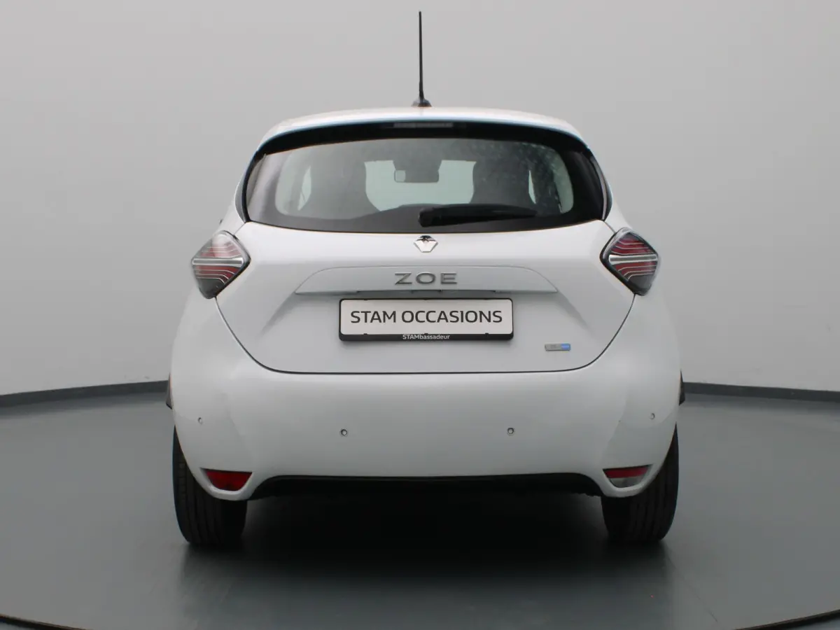 R110 Life Carshare 52 kWh KOOPBATTERIJ | Apple Carplay/Android Auto | Climate
