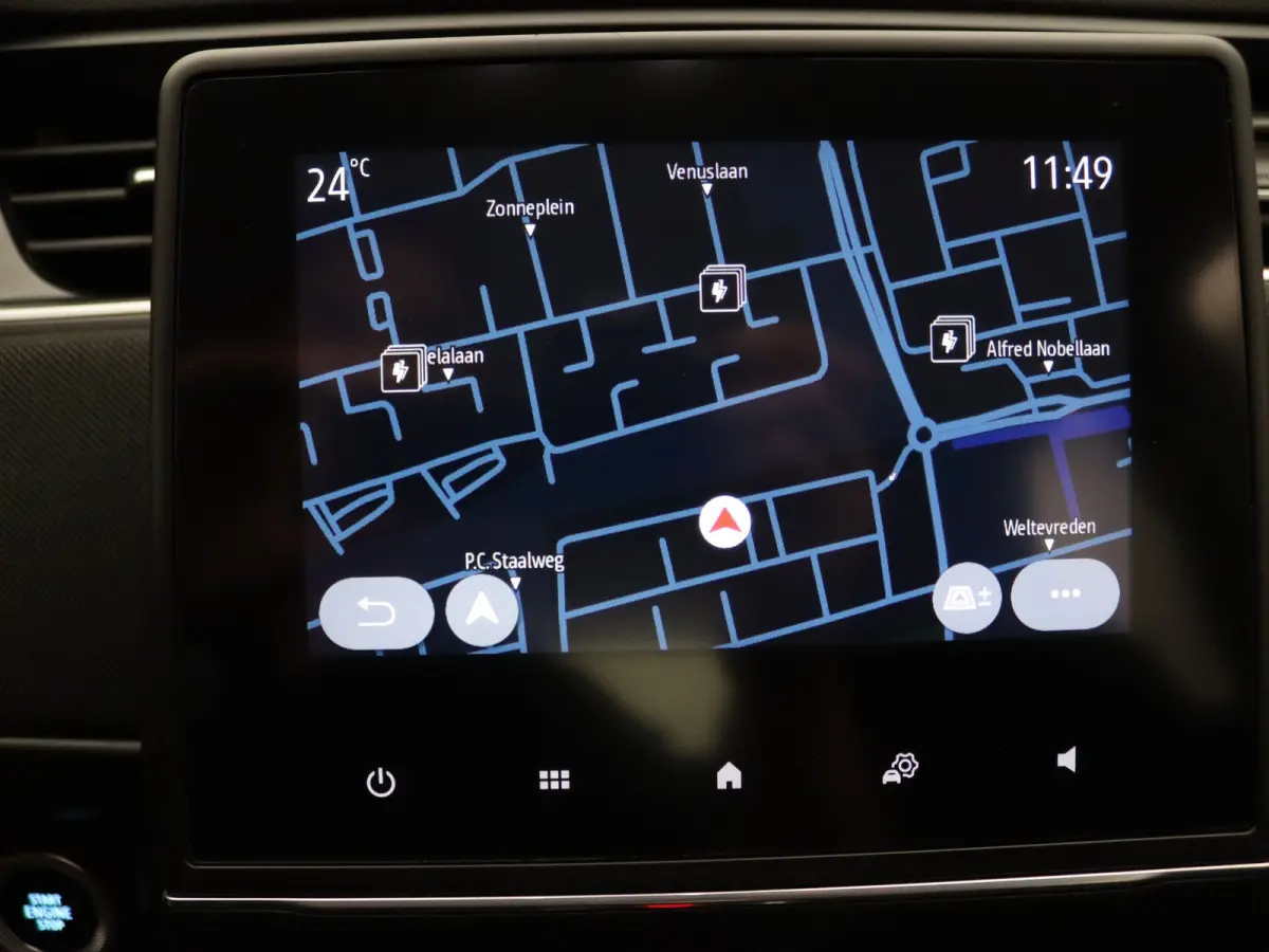 R110 Life Carshare 52 kWh KOOPBATTERIJ | Apple Carplay/Android Auto | Climate
