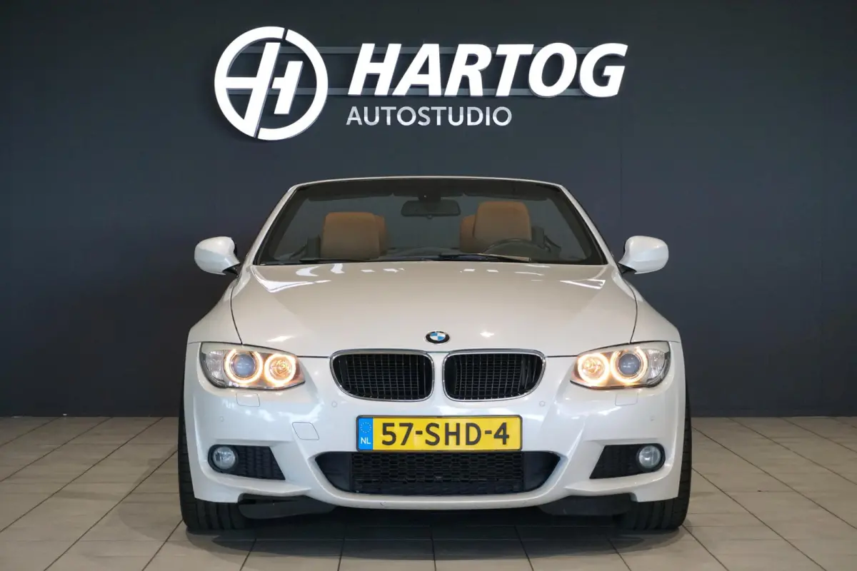 320i Exclusive M Sport * Dealer onderhouden * + SPORTSTOELEN / BI-XENON / BBS / STANDKACHEL