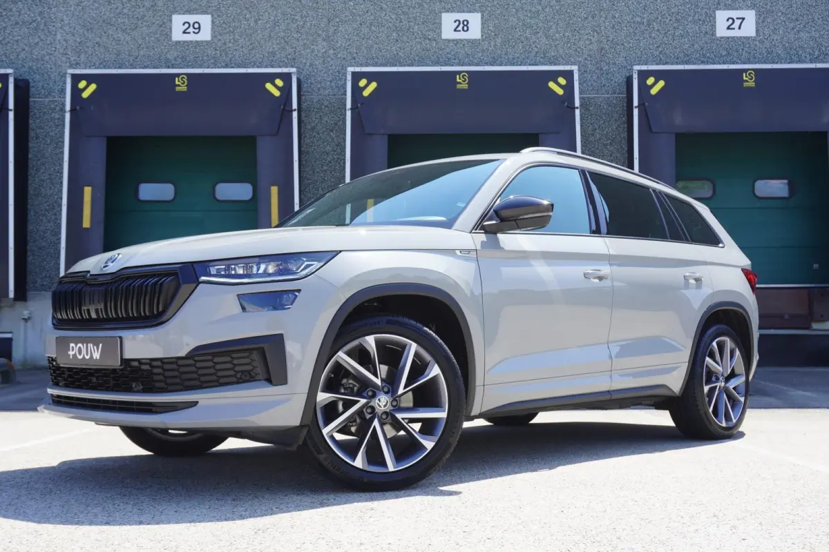 1.5 TSI 150pk DSG Sportline Business | Adaptive Cruise | Stoelverwarming | Trekhaak | LED Matrix