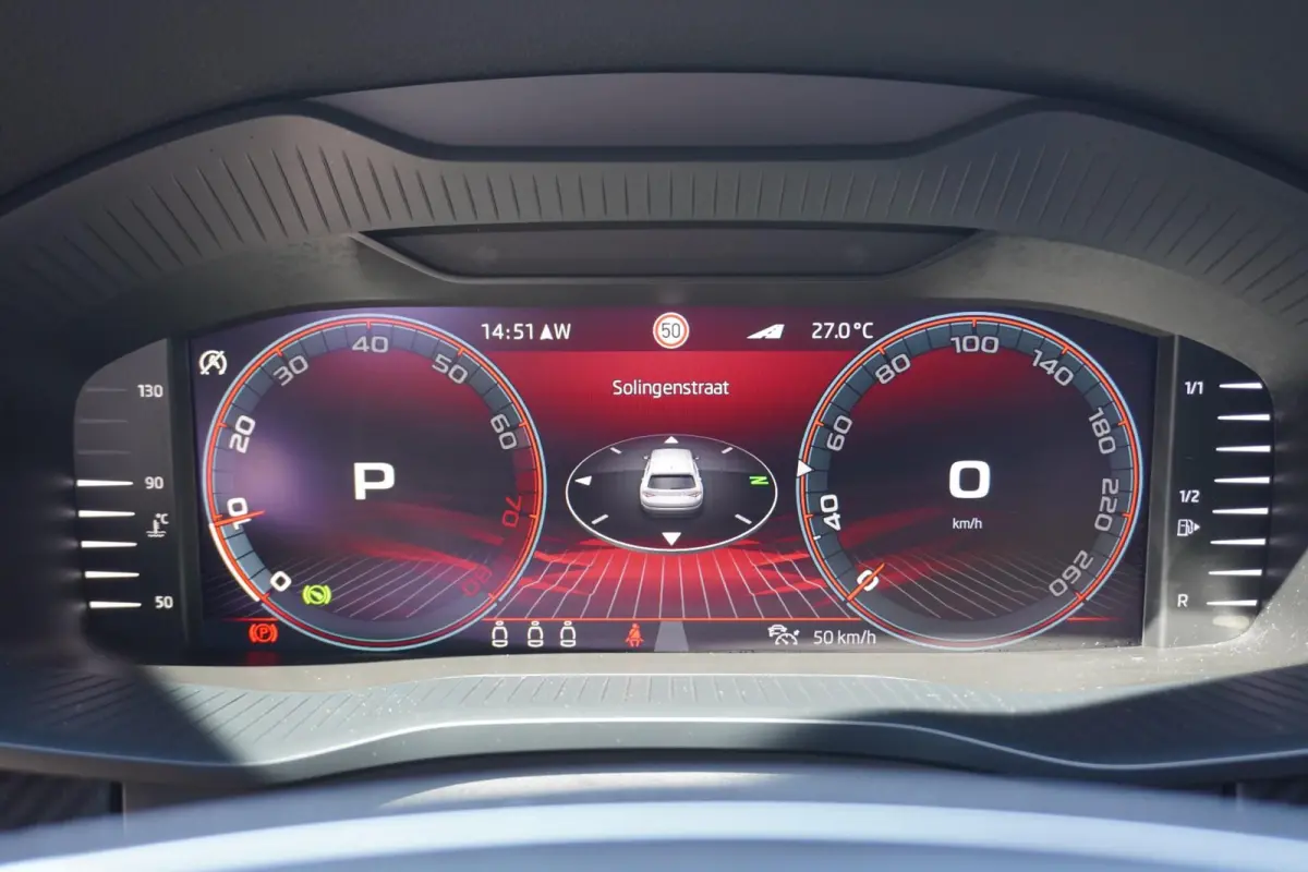 1.5 TSI 150pk DSG Sportline Business | Adaptive Cruise | Stoelverwarming | Trekhaak | LED Matrix