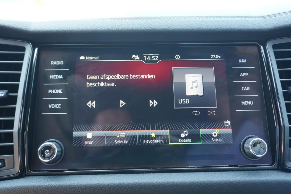 1.5 TSI 150pk DSG Sportline Business | Adaptive Cruise | Stoelverwarming | Trekhaak | LED Matrix
