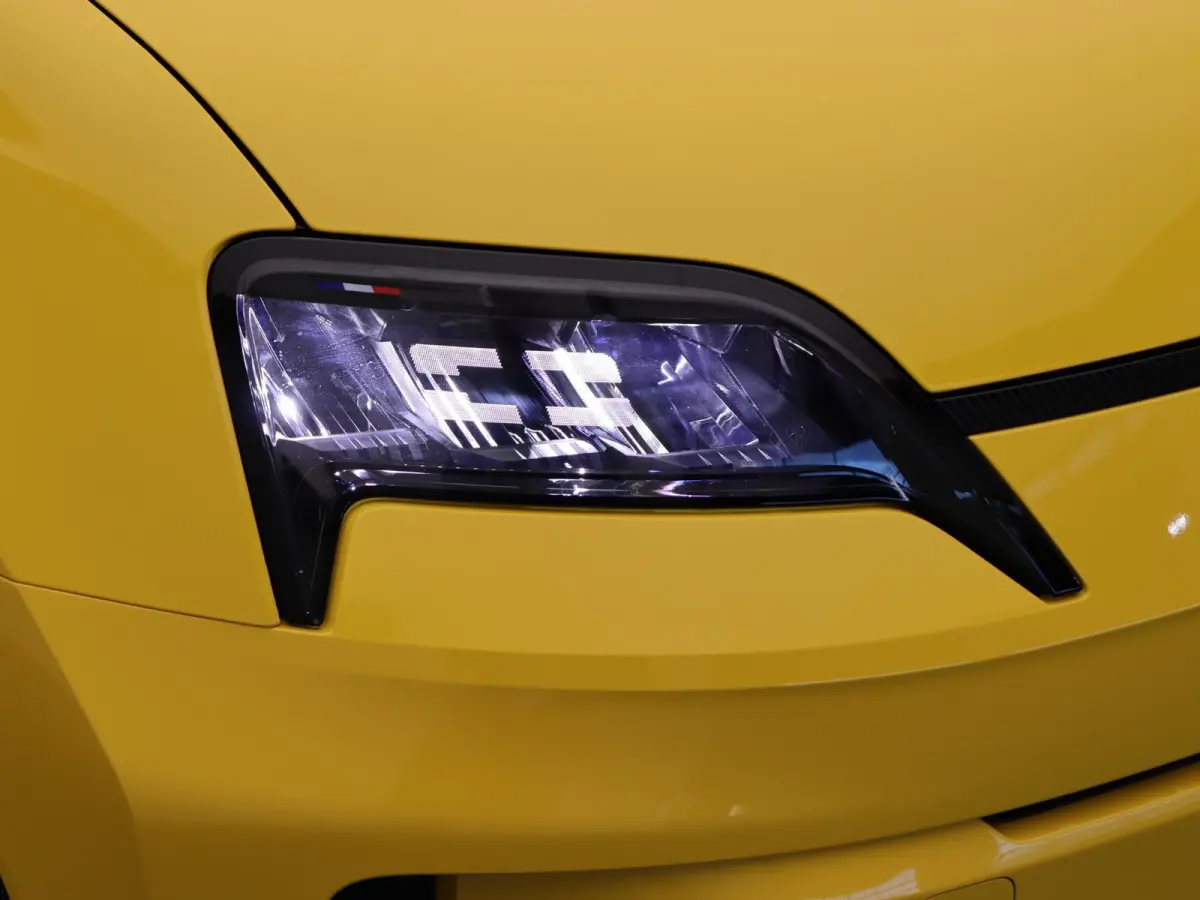 comfort range iconic cinq 52 kWh | Vijf jaar garantie | Stoel- en stuurwielverwarming | Blind spot warning |