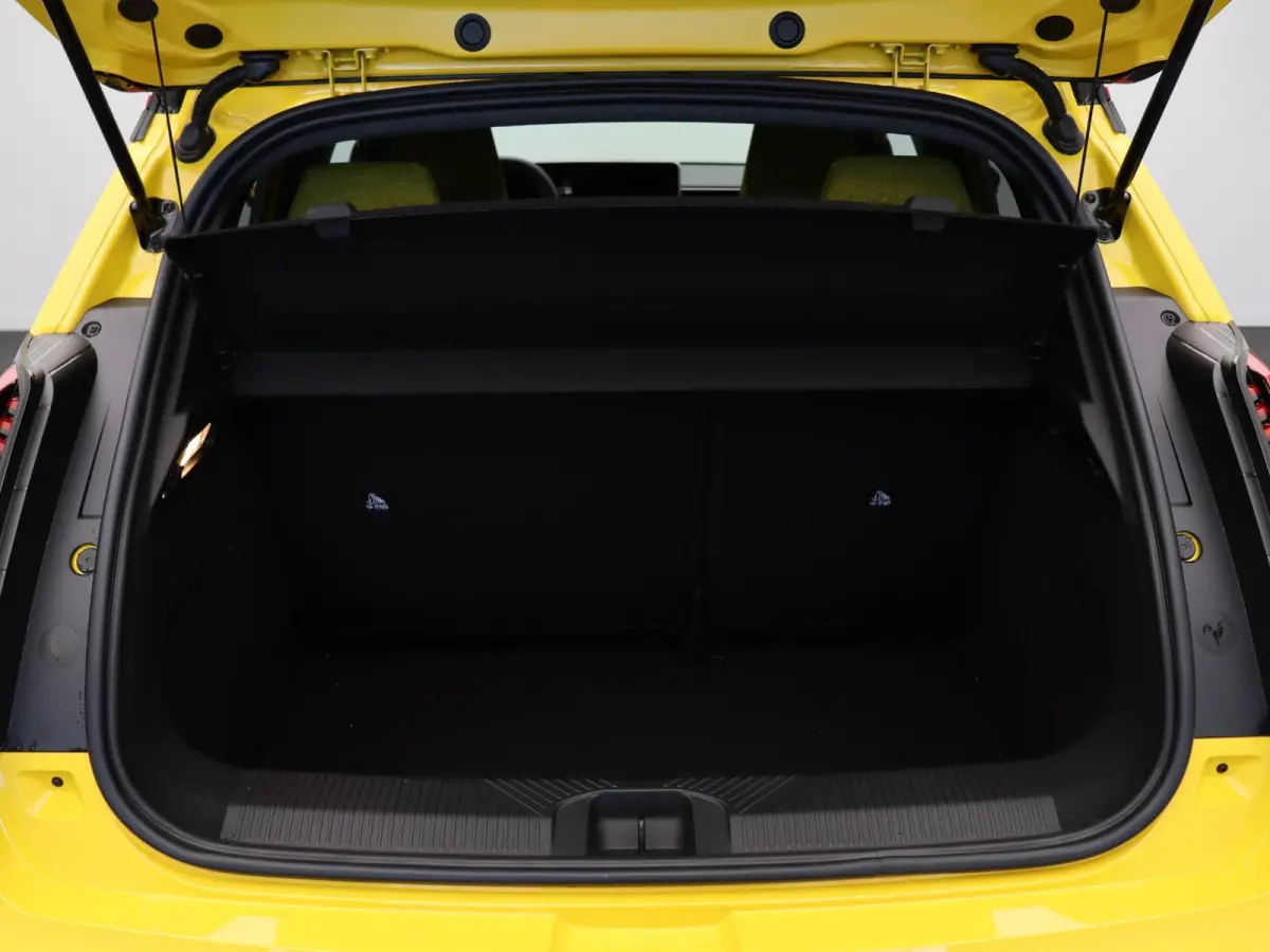 comfort range iconic cinq 52 kWh | Vijf jaar garantie | Stoel- en stuurwielverwarming | Blind spot warning |