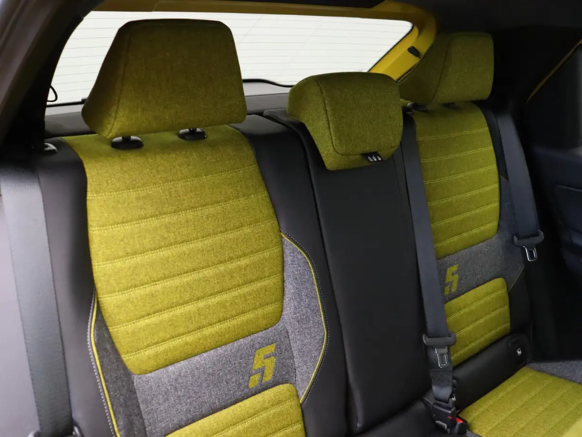 comfort range iconic cinq 52 kWh | Vijf jaar garantie | Stoel- en stuurwielverwarming | Blind spot warning |
