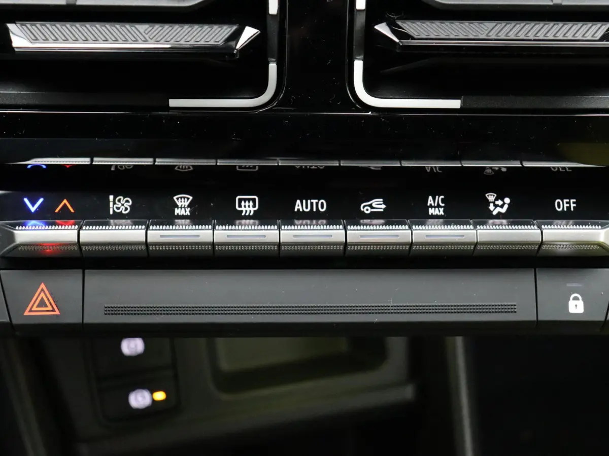 comfort range iconic cinq 52 kWh | Vijf jaar garantie | Stoel- en stuurwielverwarming | Blind spot warning |