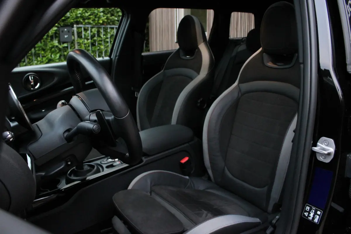 2.0 JCW ALL4 John Cooper Works PANO - HUD - KEYLESS