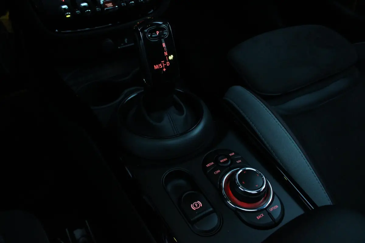 2.0 JCW ALL4 John Cooper Works PANO - HUD - KEYLESS