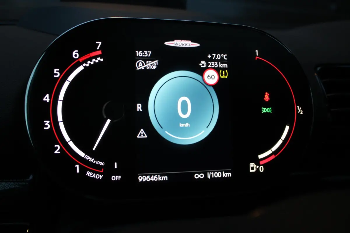 2.0 JCW ALL4 John Cooper Works PANO - HUD - KEYLESS