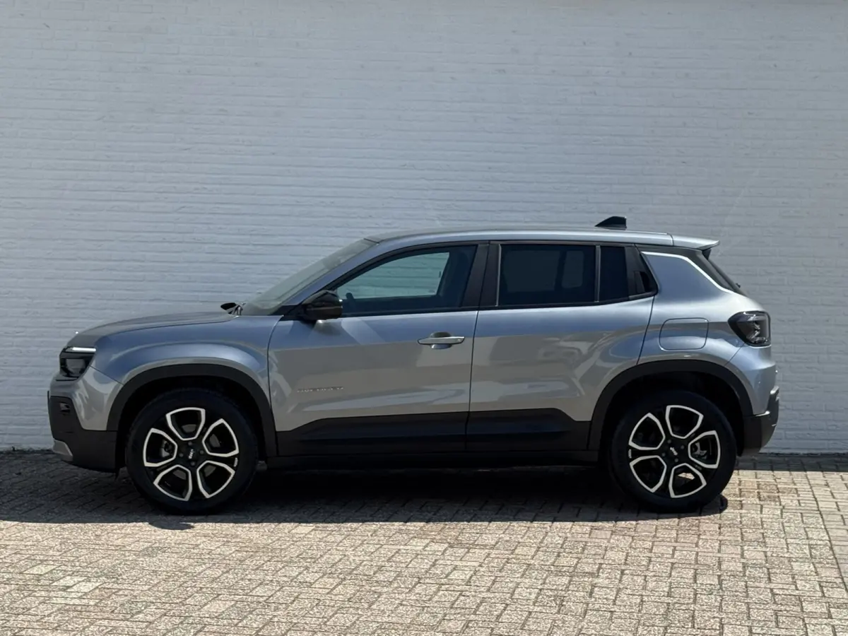 Summit 54 kWh SOH 96% Clima Camera Carplay Adaptive Cruise PDC voor en achter Half Leder