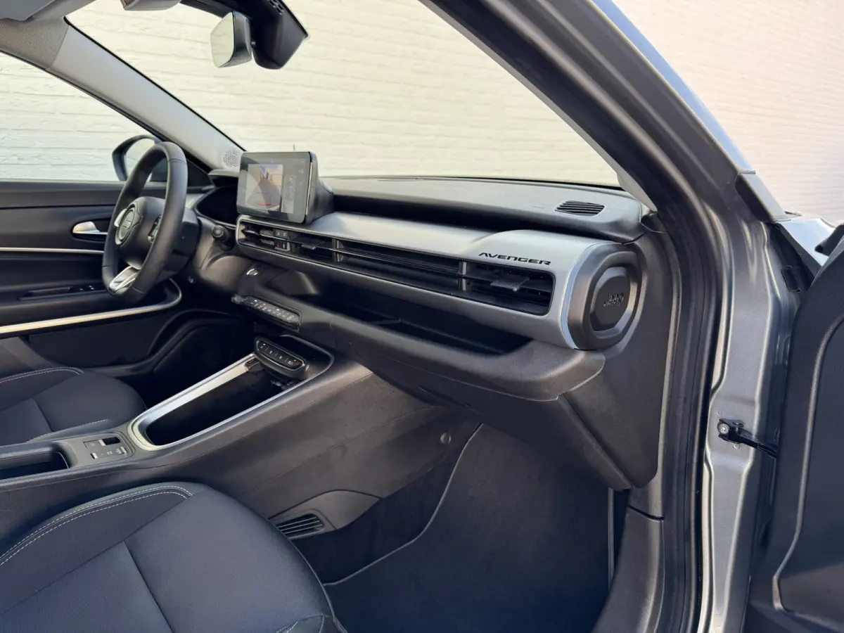 Summit 54 kWh SOH 96% Clima Camera Carplay Adaptive Cruise PDC voor en achter Half Leder