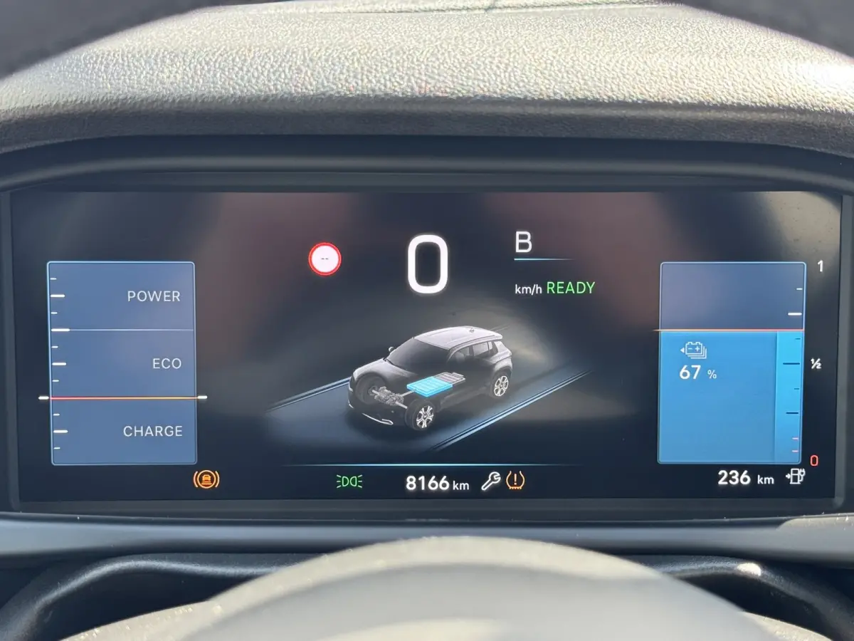 Summit 54 kWh SOH 96% Clima Camera Carplay Adaptive Cruise PDC voor en achter Half Leder