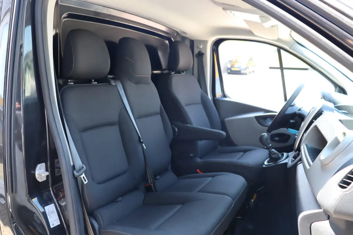 1.6 dCi T29 L2H1 Turbo2 Energy, Airco, Cruise, PDC A, Trekhaak, Navi, Prijs Is Rijklaar