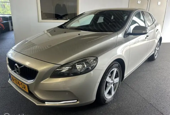 2.0 D2 [ excellent condition! ]