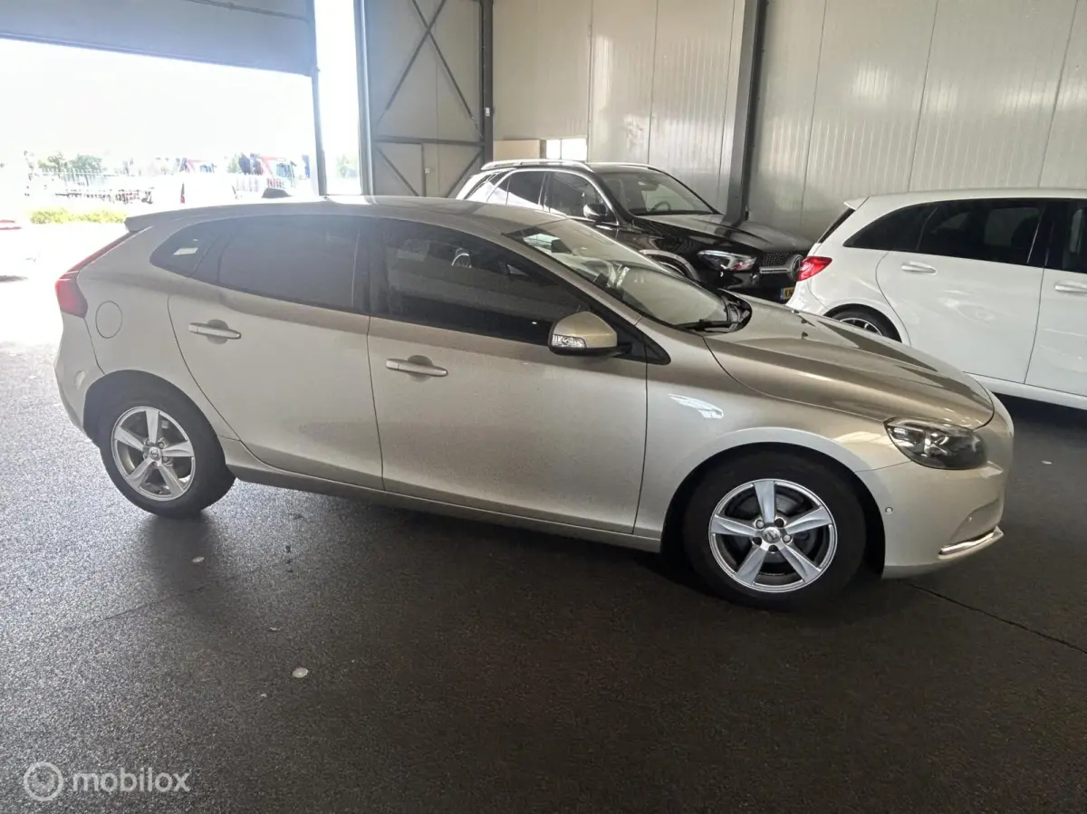 2.0 D2 [ excellent condition! ]
