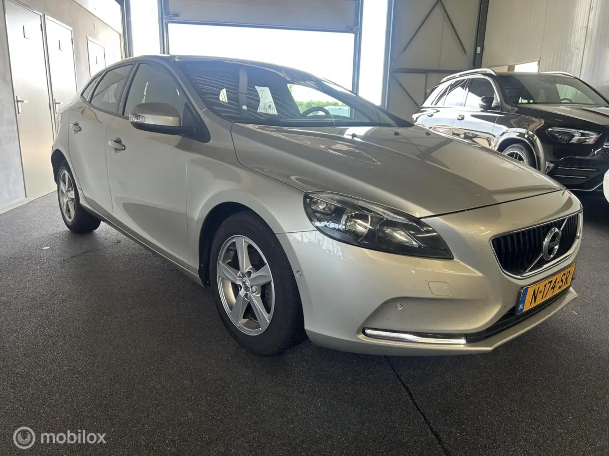 2.0 D2 [ excellent condition! ]