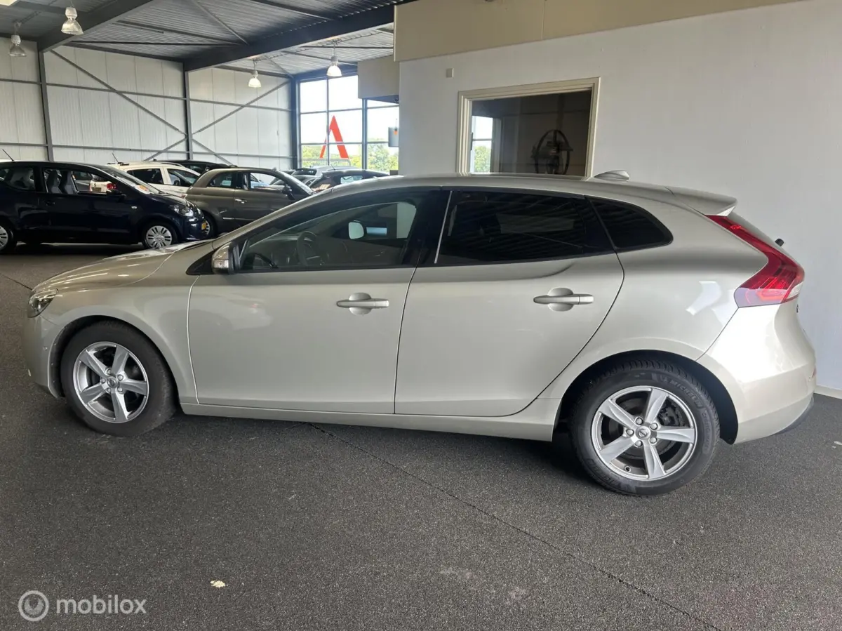 2.0 D2 [ excellent condition! ]