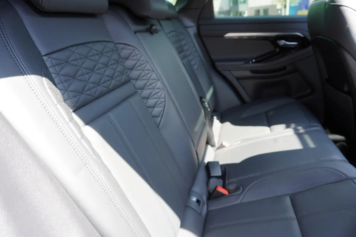1.5 P300e PHEV AWD Autobiography | Voor + Achter Stoelverwarming | Trekhaak | Meridan Audio