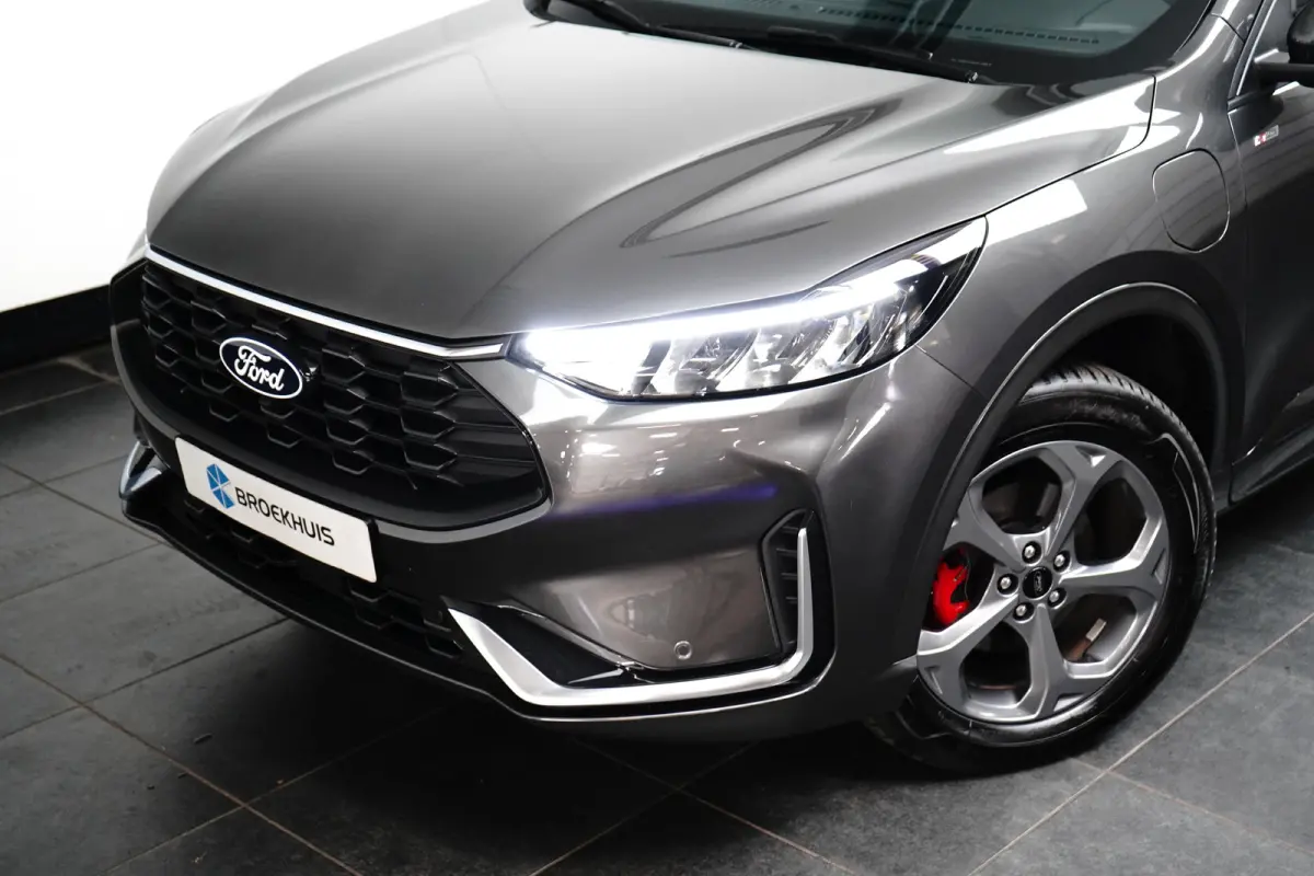 Plug-In Hybrid ST-Line X 243pk | Panoramadak | Winter Pack | Wegkl. Trekhaak | All Season |