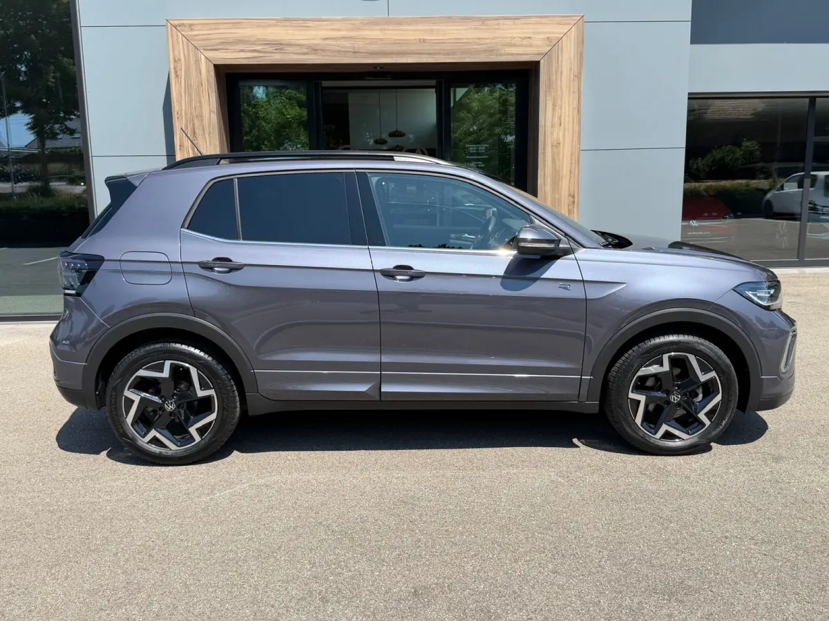 1.5 TSI 150pk DSG R-Line | Camera | Trekhaak | Navi | IQ light | Rijklaar incl. garantie