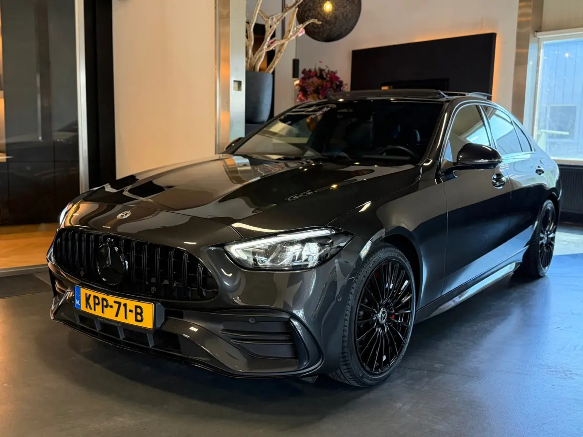 300 e AMG Night Pano Memory 360Cam. Headup