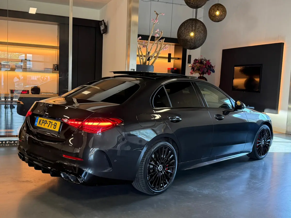 300 e AMG Night Pano Memory 360Cam. Headup