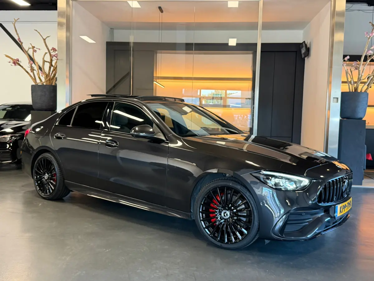 300 e AMG Night Pano Memory 360Cam. Headup