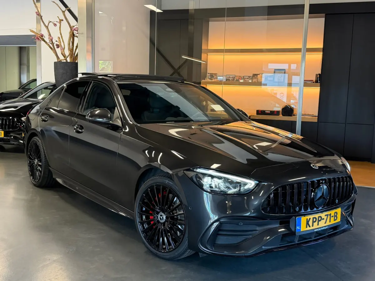 300 e AMG Night Pano Memory 360Cam. Headup