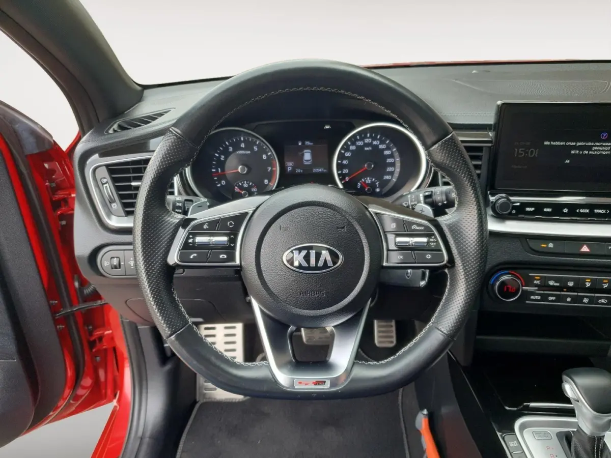 1.5T 160 pk GT-Line Edition | Panorama schuifdak | Navigatie | Camera | Apple Carplay \ Android auto | Cruise control | Climate control |