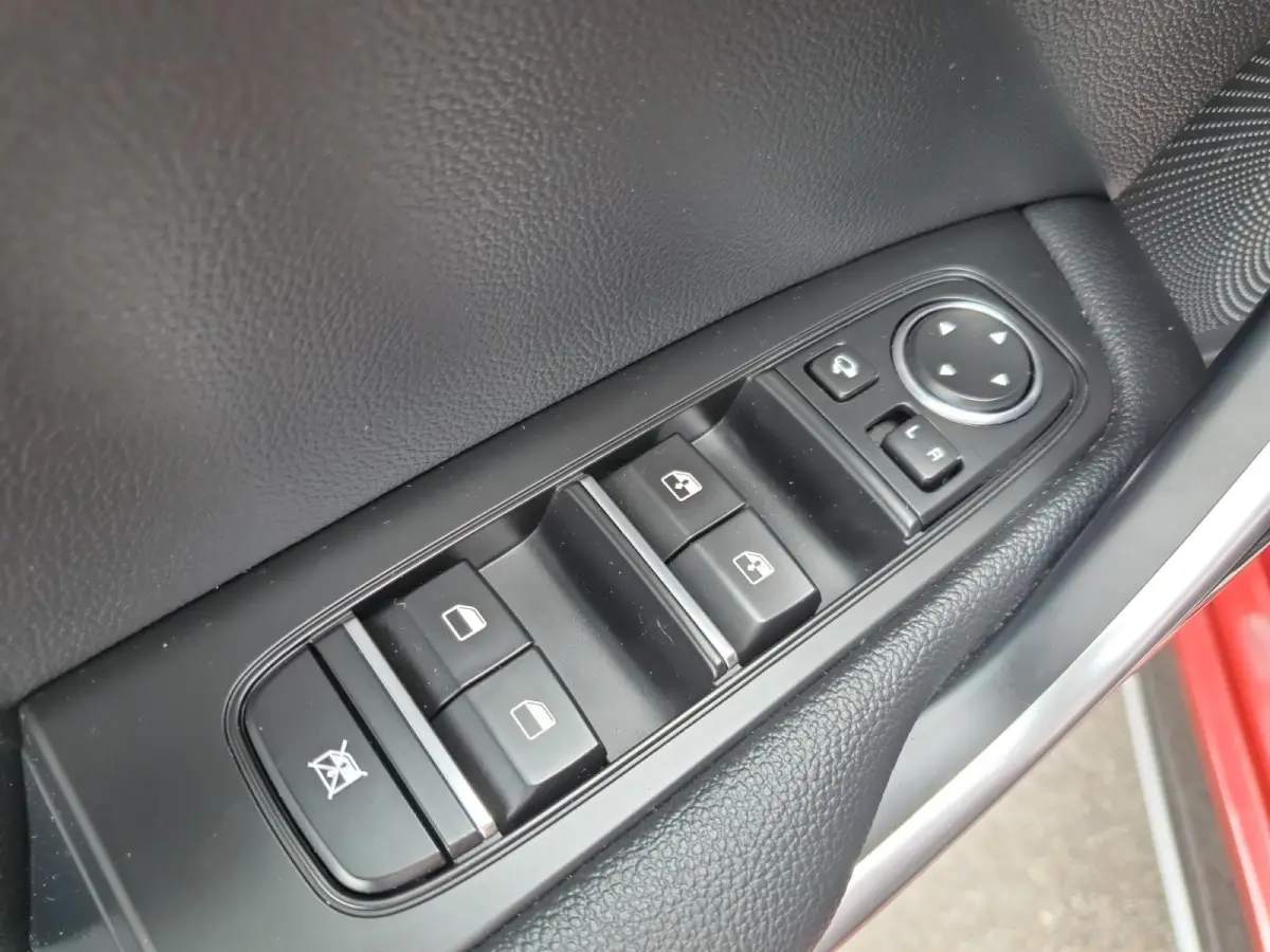 1.5T 160 pk GT-Line Edition | Panorama schuifdak | Navigatie | Camera | Apple Carplay \ Android auto | Cruise control | Climate control |
