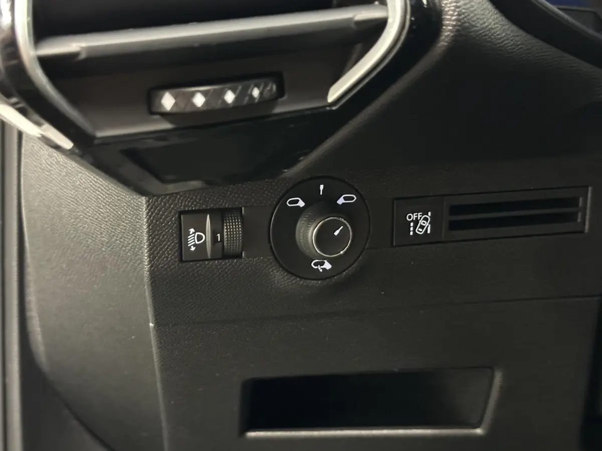 1.2 PureTech Business AUTOMAAT CRUISE CARPLAY CLIMATE