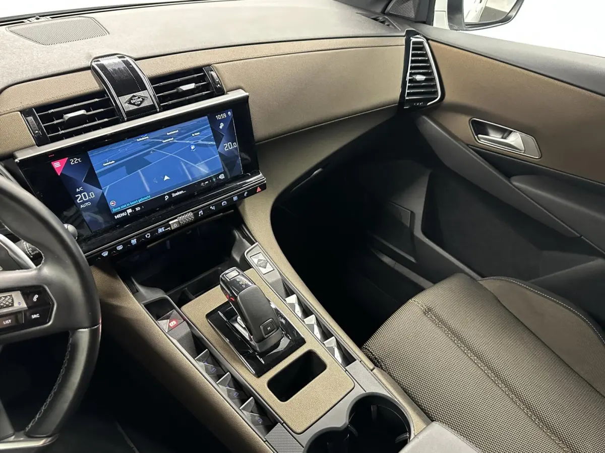 1.2 PureTech Business AUTOMAAT CRUISE CARPLAY CLIMATE