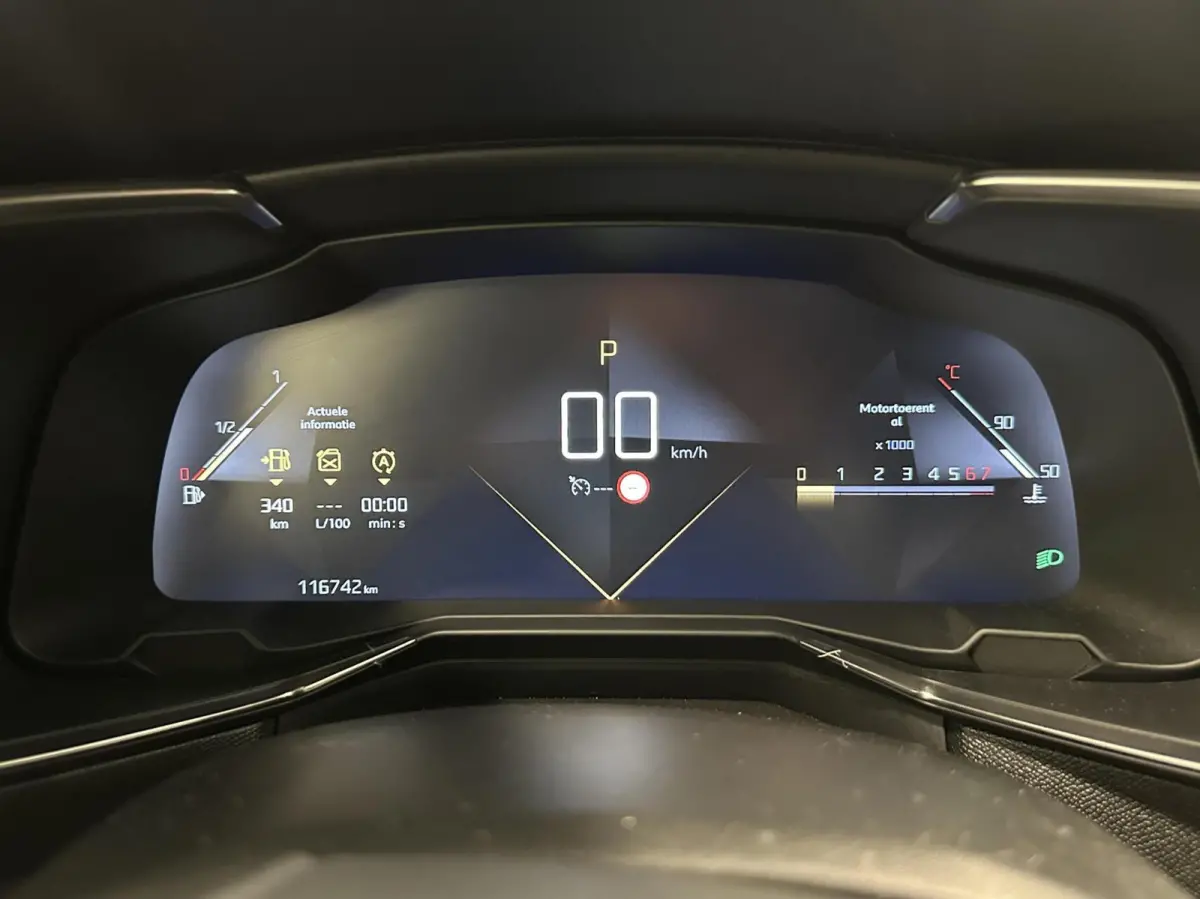 1.2 PureTech Business AUTOMAAT CRUISE CARPLAY CLIMATE