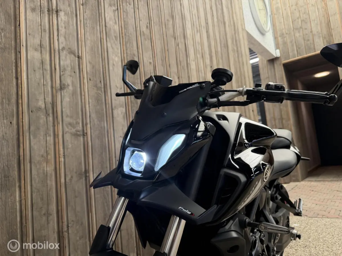 / Akrapovic / Puig / Led / fabrieksgarantie