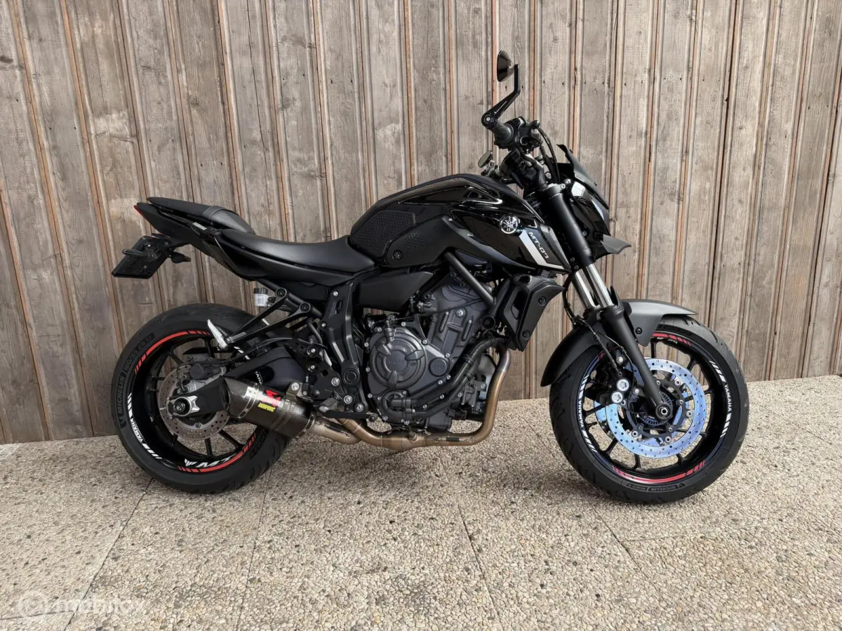 / Akrapovic / Puig / Led / fabrieksgarantie