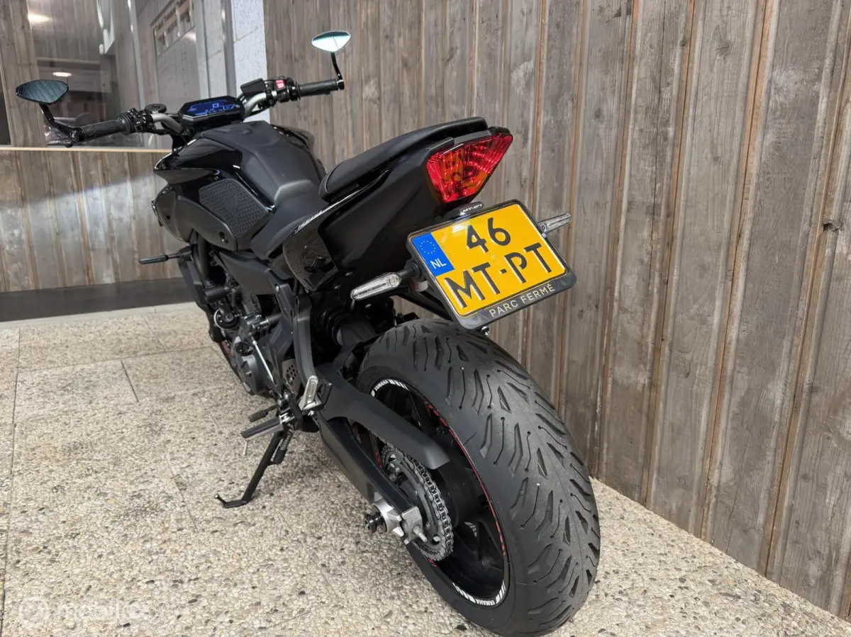 / Akrapovic / Puig / Led / fabrieksgarantie
